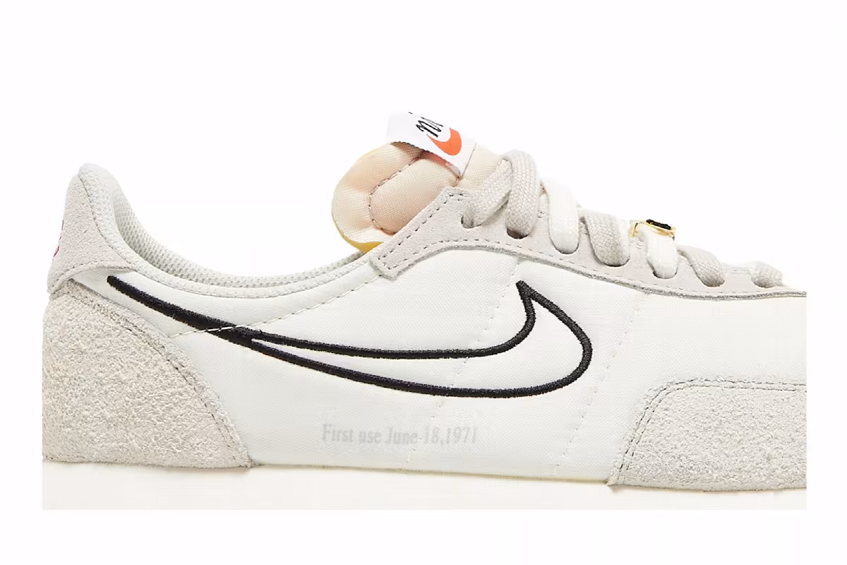 Nike Waffle Trainer 2 First Use - Sail, view 3