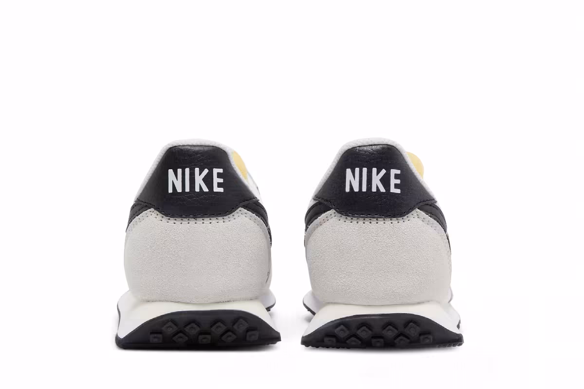 Nike Waffle Trainer 2 White Black, view 7