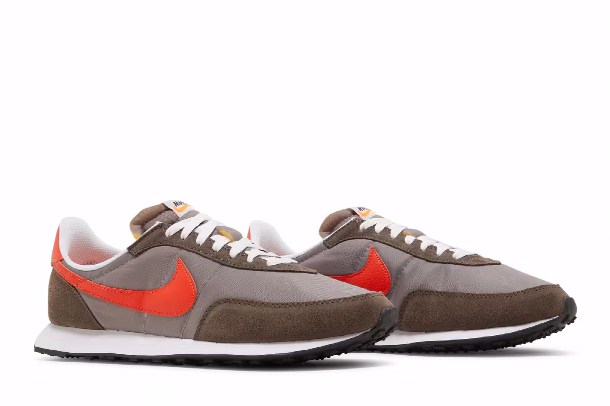 Nike Waffle Trainer 2 Moon Fossil Team Orange, view 9
