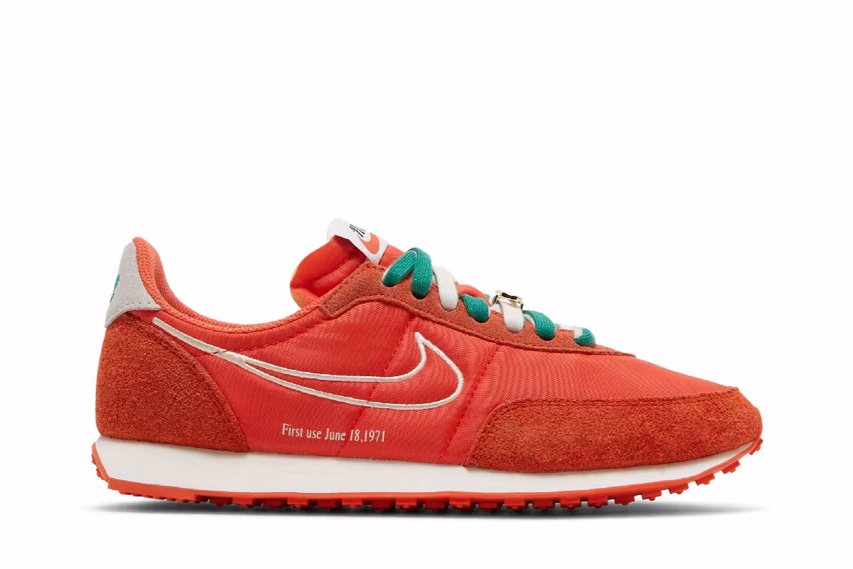 Nike Waffle Trainer 2 First Use - Orange, view 2