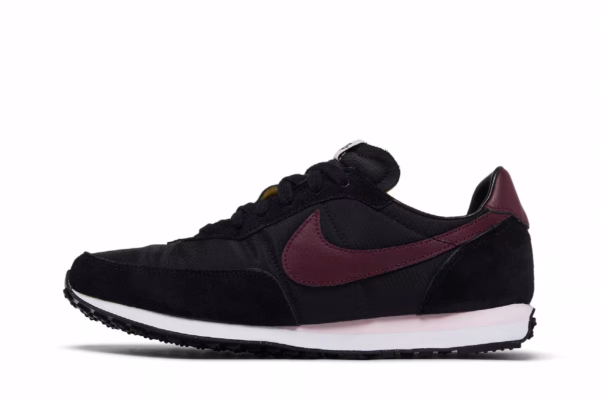 Nike Waffle Trainer 2 GS Black Dark Beetroot, view 4