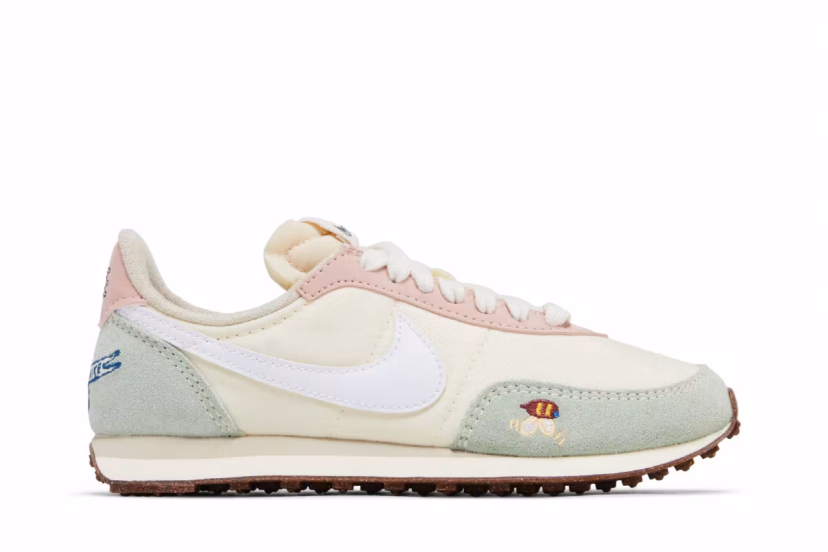 Nike Women's Waffle Trainer 2 Cork, view 2