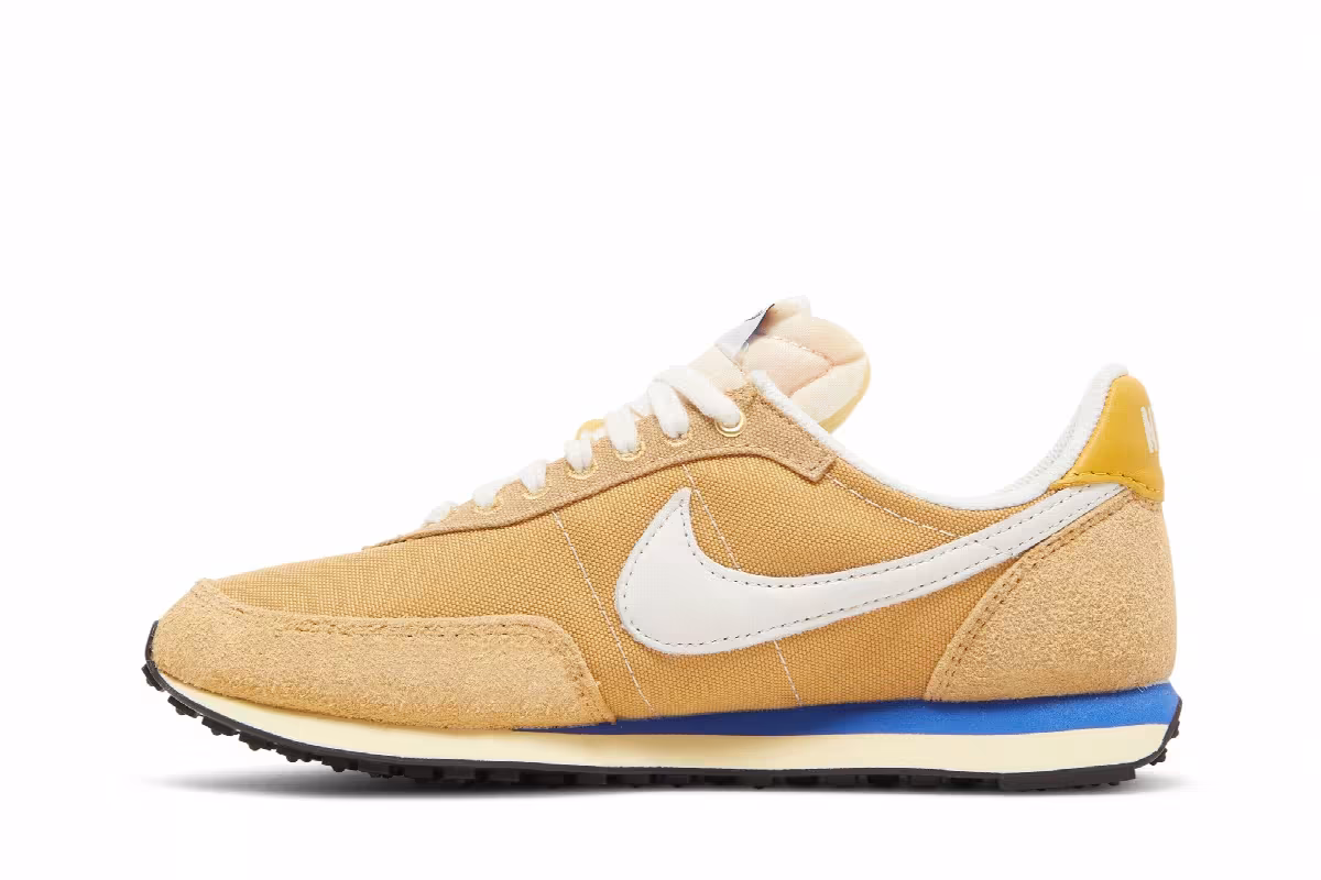 Nike Women's Waffle Trainer 2 Warm Core, view 4