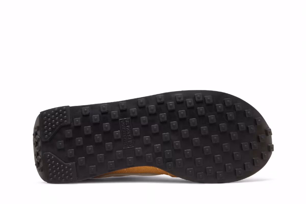Nike Women's Waffle Trainer 2 Warm Core, view 5