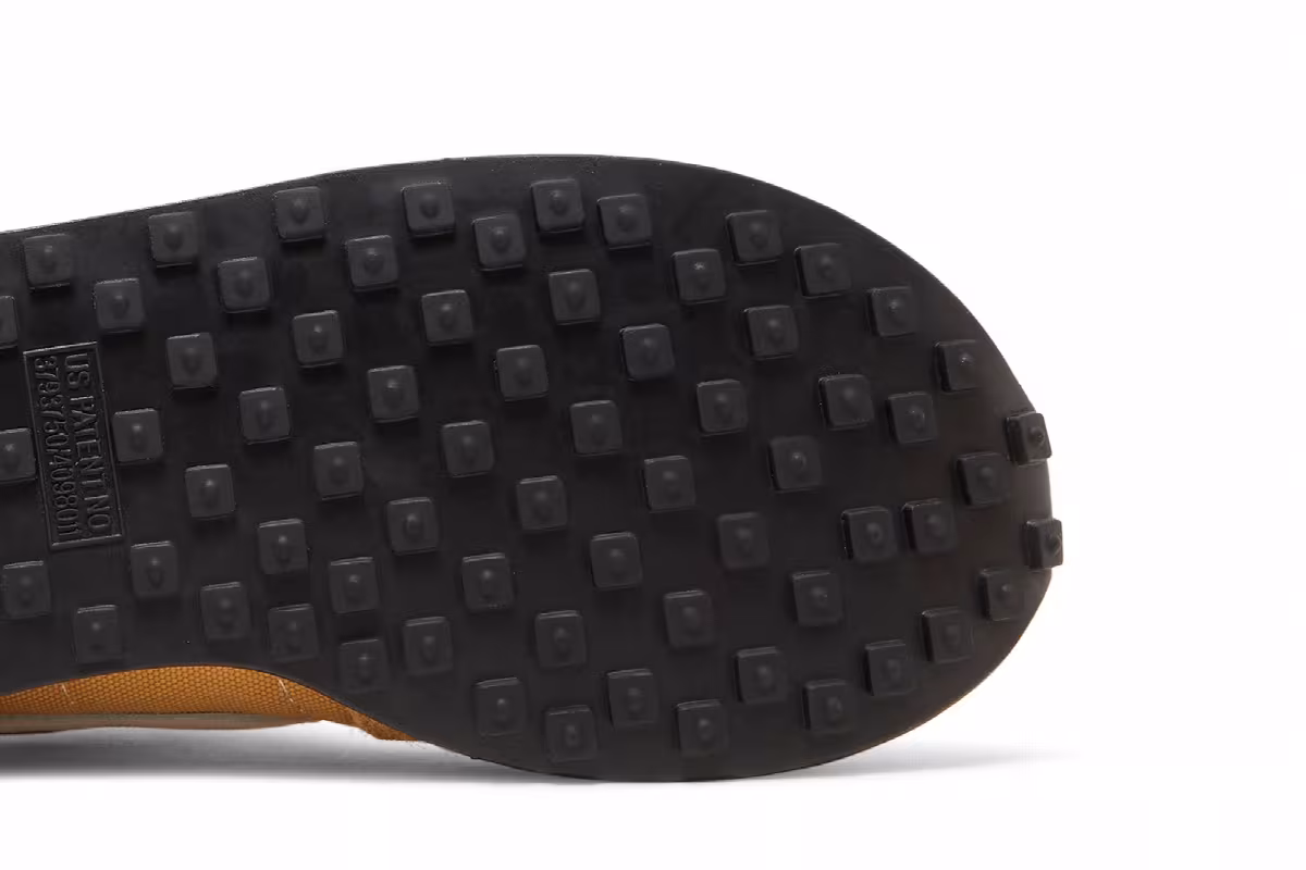 Nike Women's Waffle Trainer 2 Warm Core, view 6