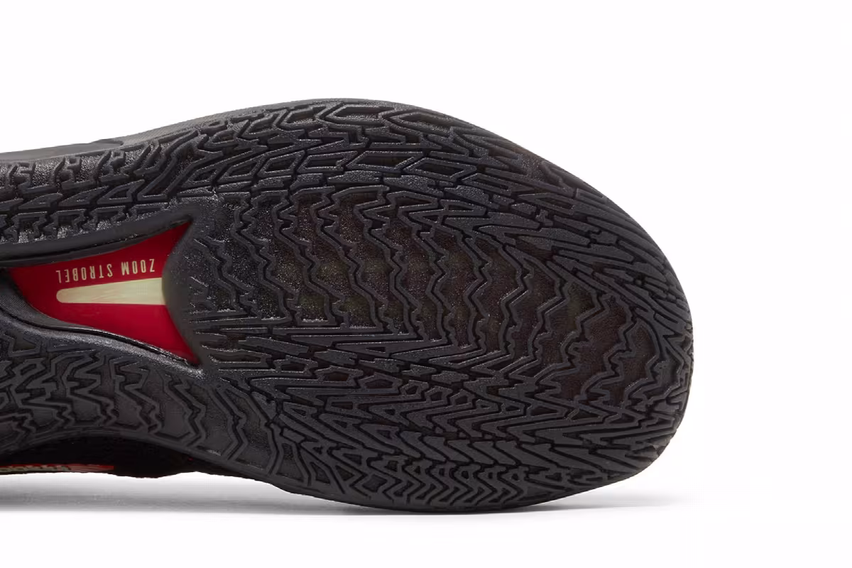 Nike Air Zoom GT Cut EP Black Hyper Crimson, view 6