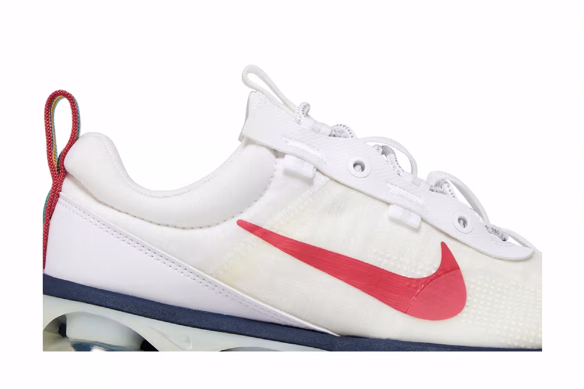 Nike Women's Air Max 2021 White Gypsy Rose, view 3