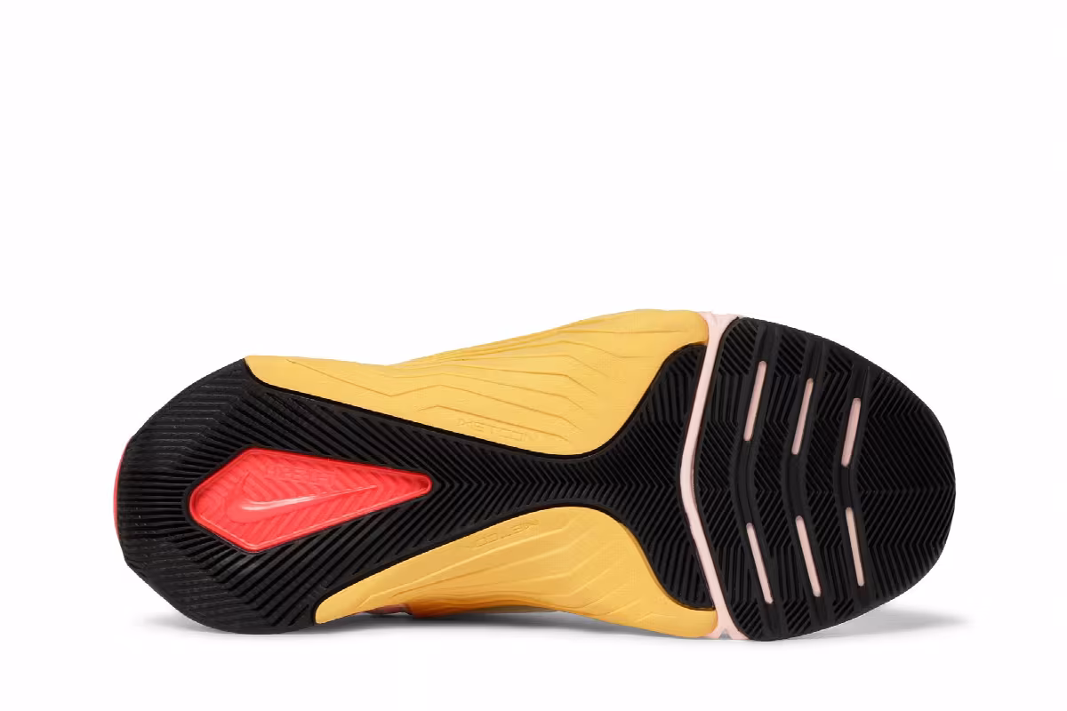 Nike Women's Metcon 7 X Rawdacious, view 5
