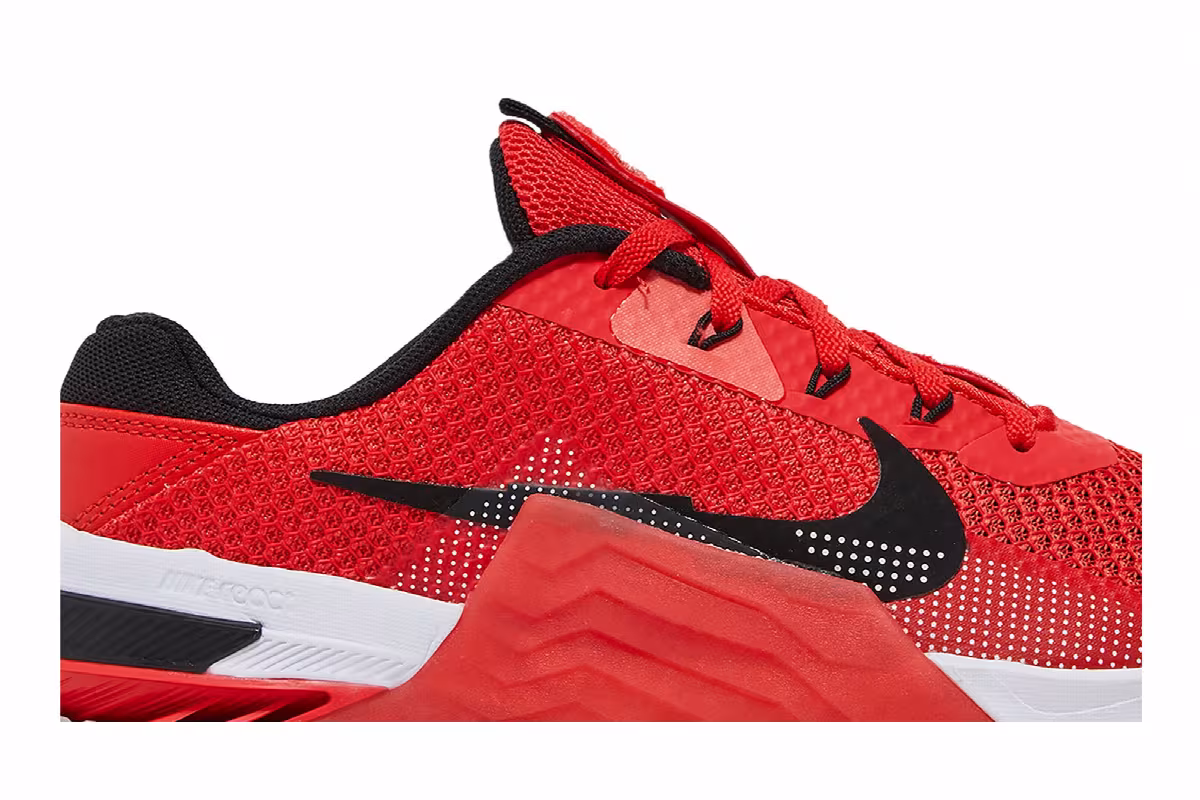 Nike Metcon 7 Chile Red, view 3