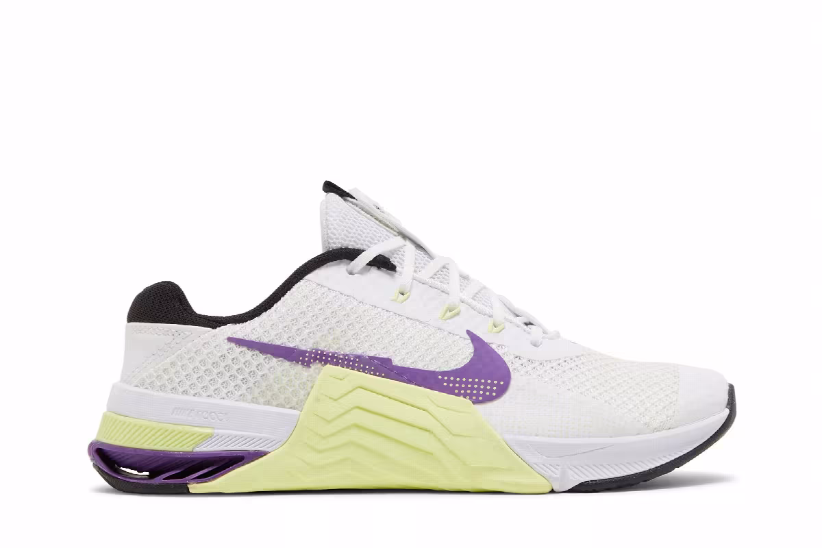 Nike Women's Metcon 7 White Light Lemon Twist, view 2