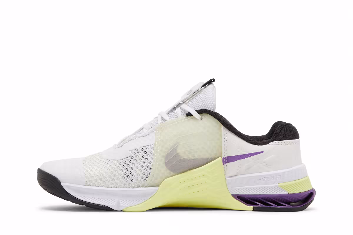 Nike Women's Metcon 7 White Light Lemon Twist, view 4
