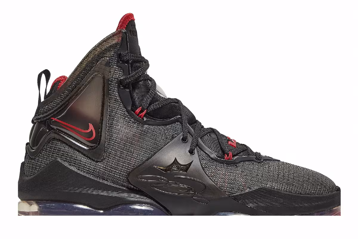 Nike LeBron 19 EP Bred, view 3