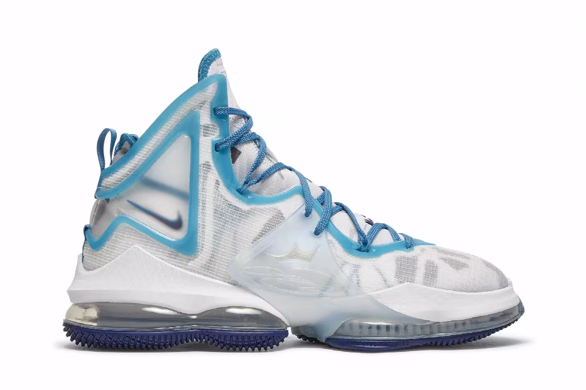 Space Jam x Nike LeBron 19 Sweatsuit, view 2