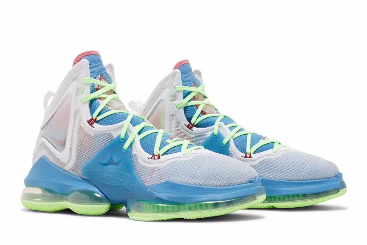 Nike LeBron 19 Tropical, view 9