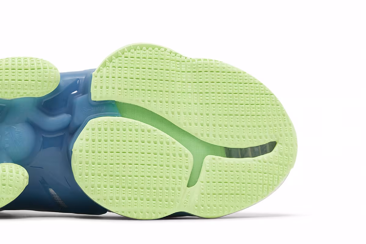 Nike LeBron 19 EP Tropical, view 6