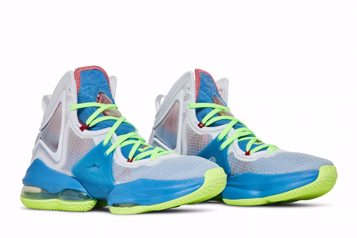 Nike LeBron 19 GS Tropical, view 9