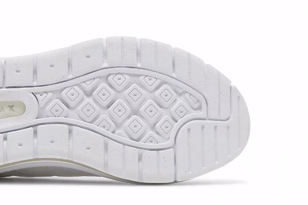 Nike Air Max Genome GS Triple White, view 6