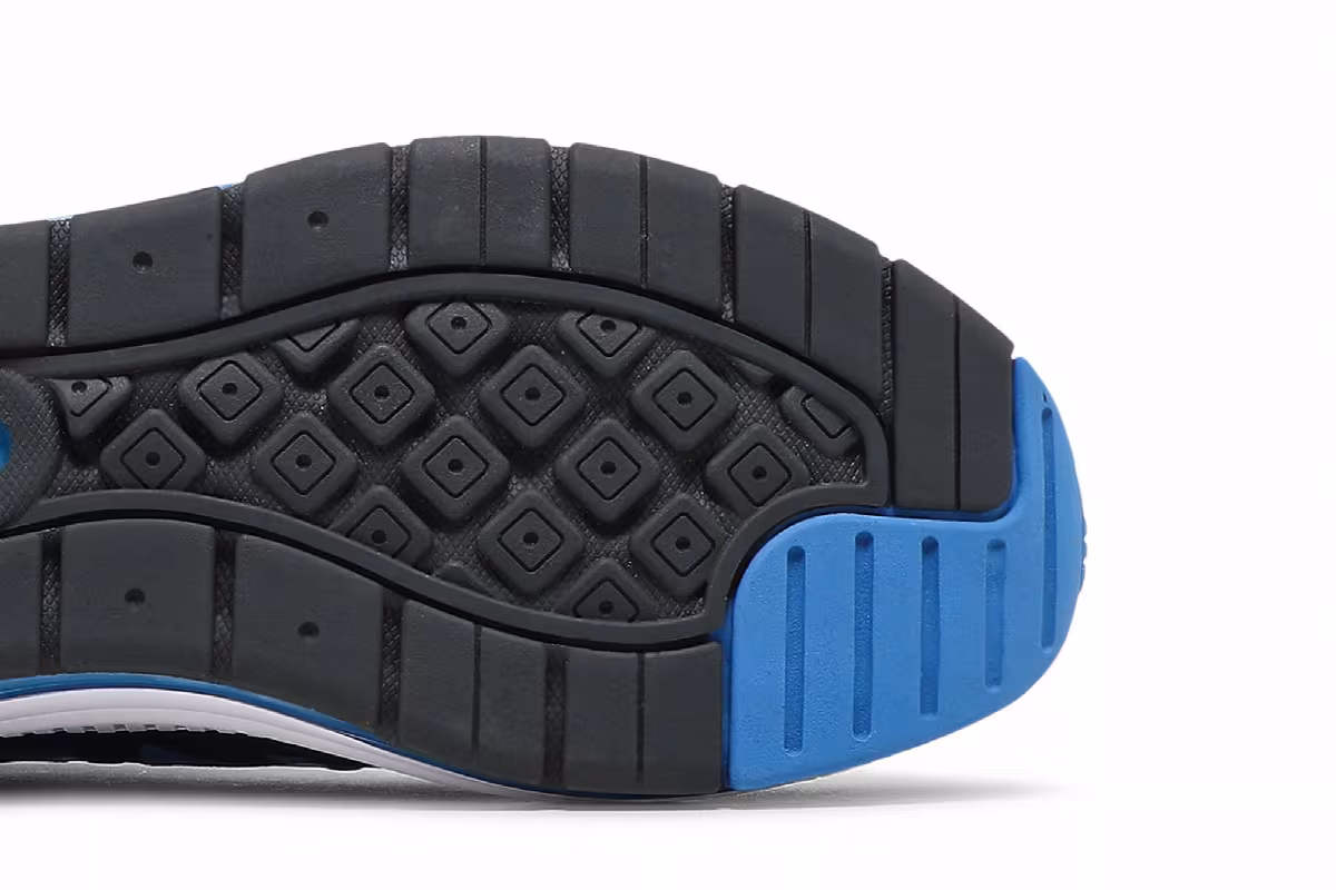 Nike Air Max Genome Black Signal Blue, view 6
