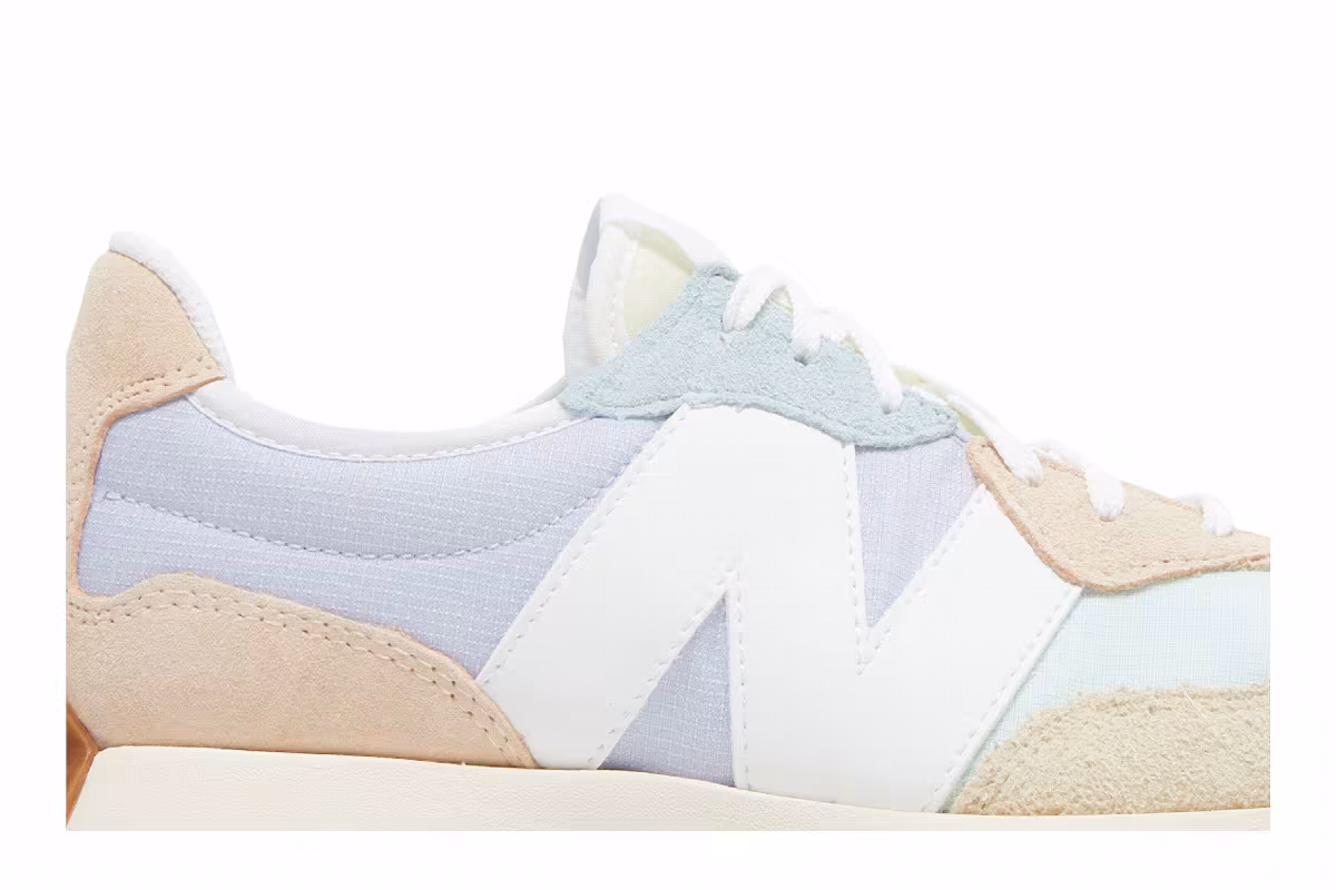 New Balance Women's 327 White Morning Fog Gum, view 3