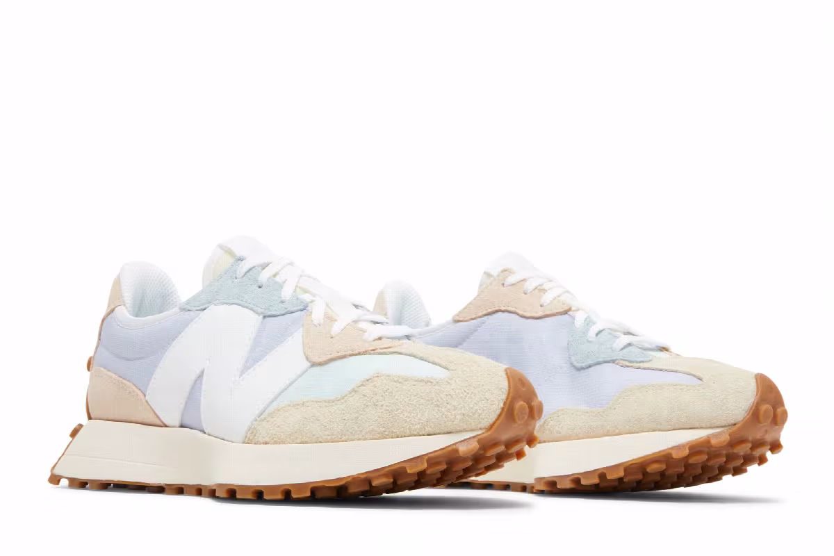 New Balance Women's 327 White Morning Fog Gum, view 9