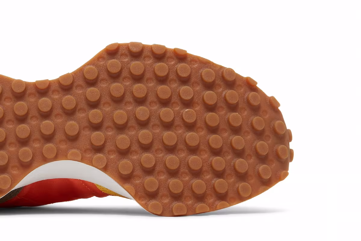 New Balance 327 Wheat Field Red Clay, view 6