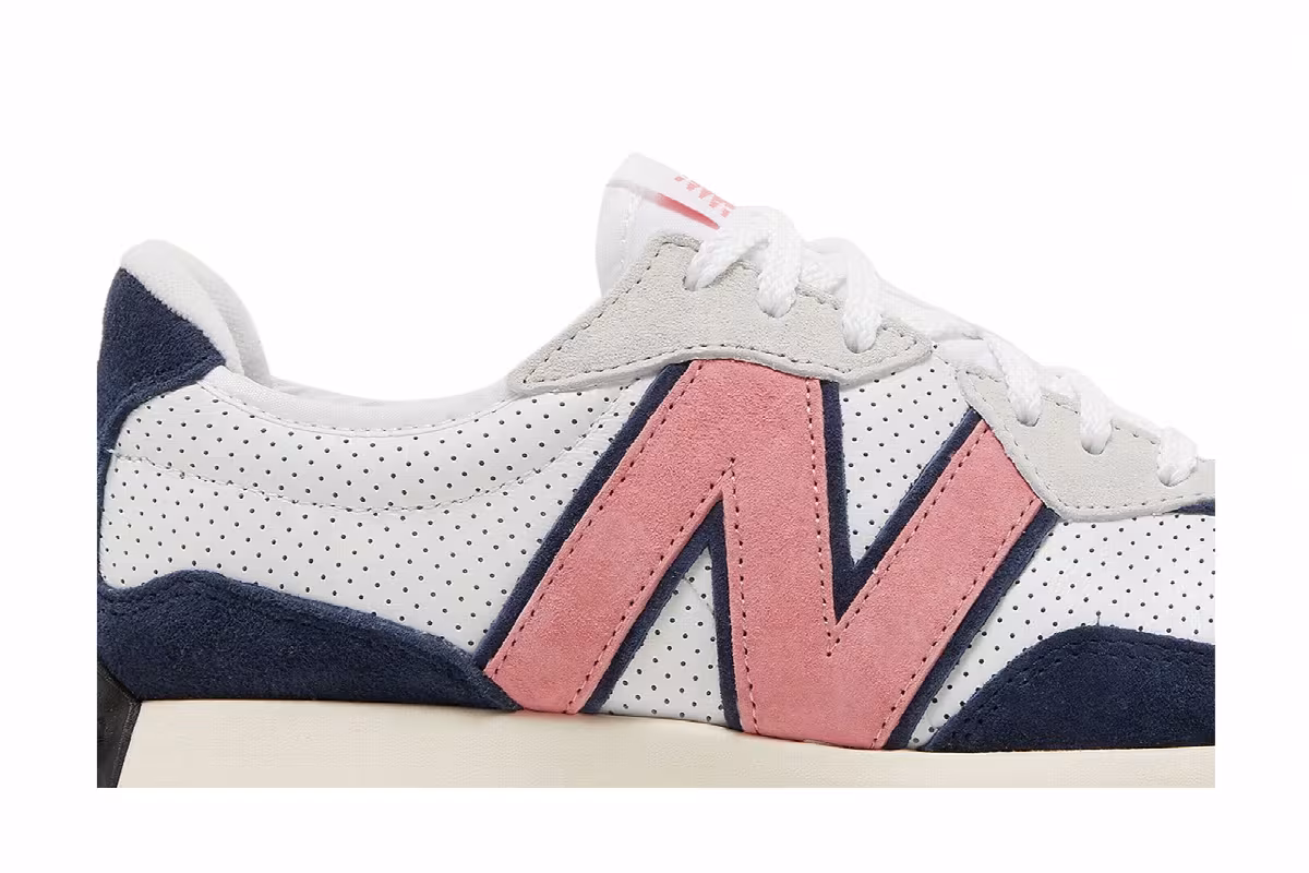 New Balance 327 White Natural Pink, view 3