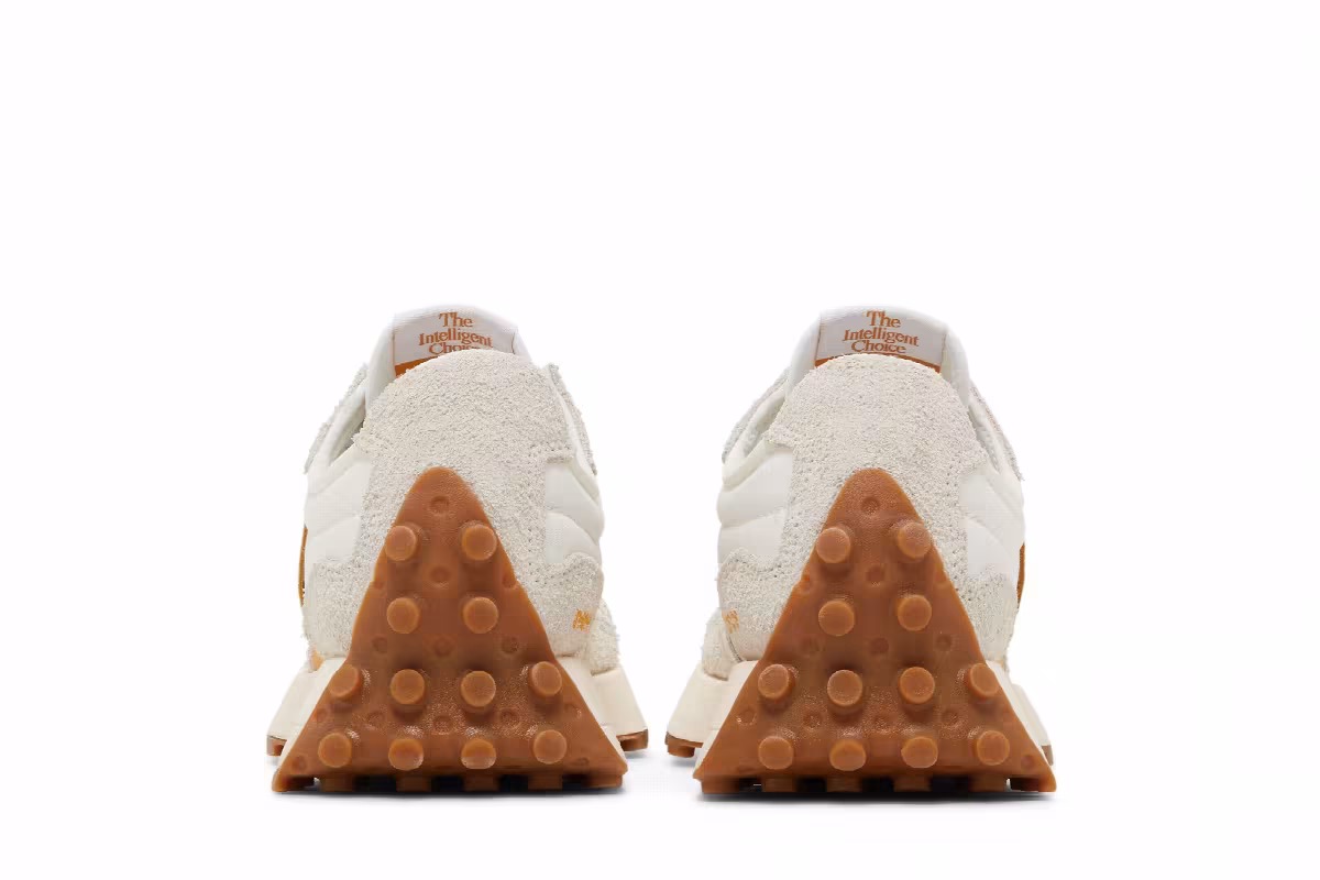 New Balance Women's 327 Sea Salt Golden Hour, view 7