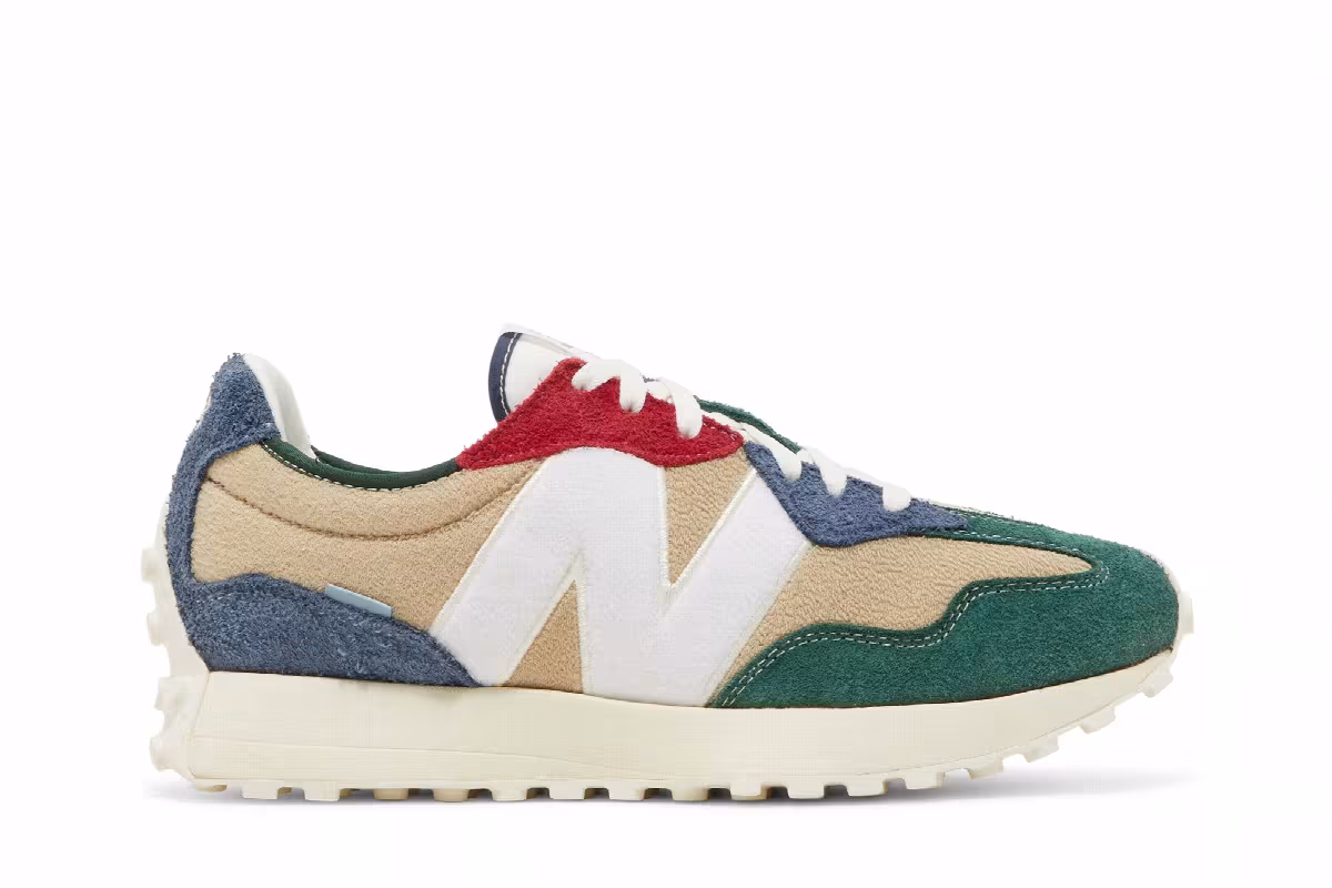 New Balance 327 Golden Hour Nightwatch Green, view 2