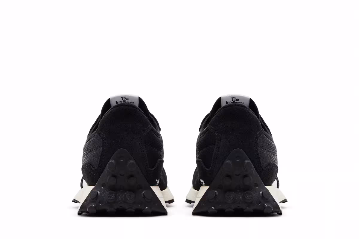 New Balance 327 Big Kid Black White, view 7