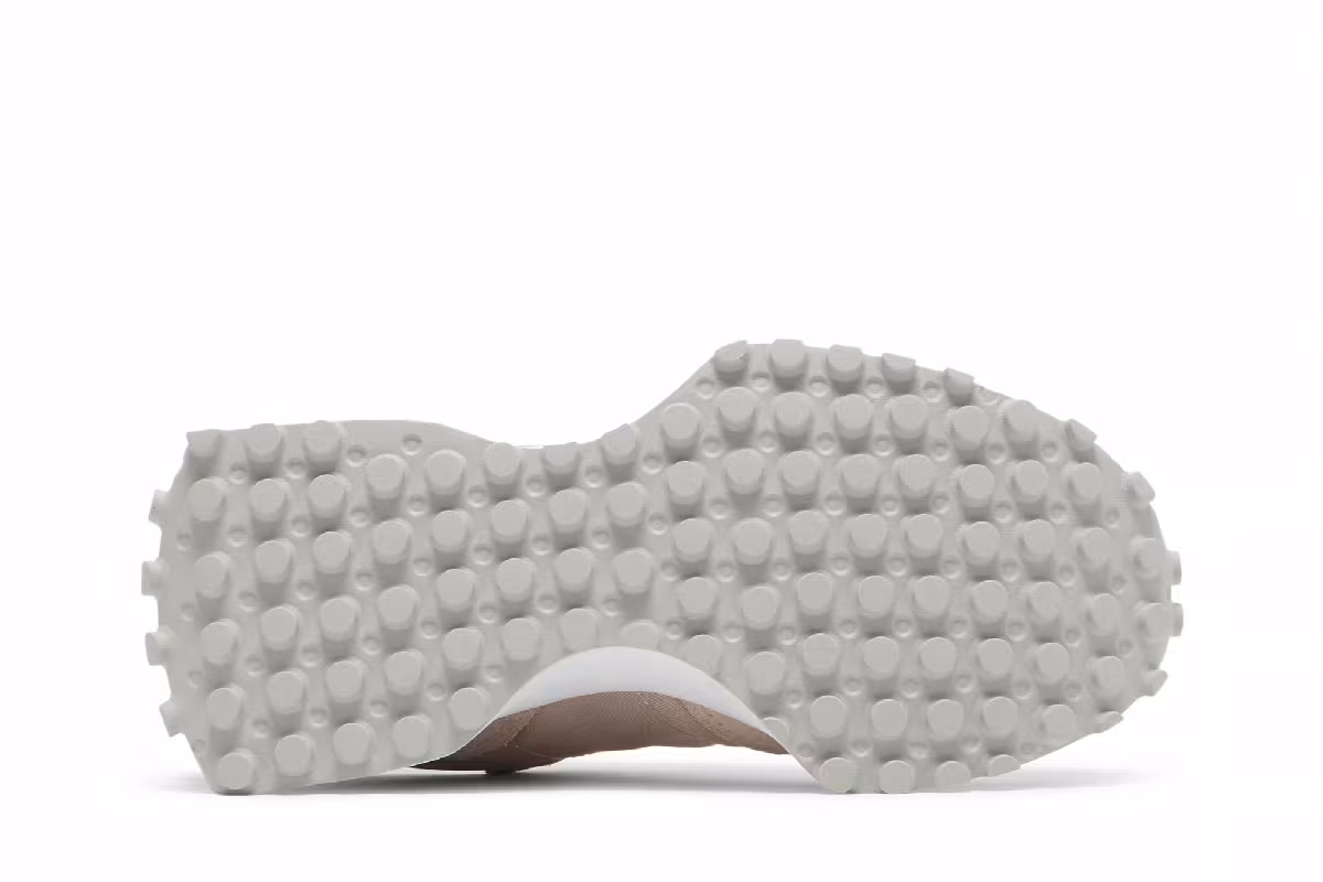 New Balance Women's 327 Au Lait, view 5