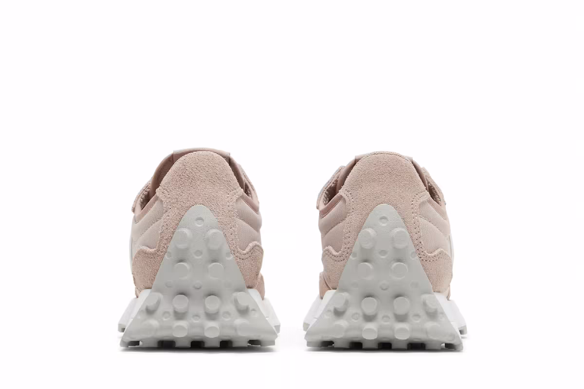 New Balance Women's 327 Au Lait, view 7