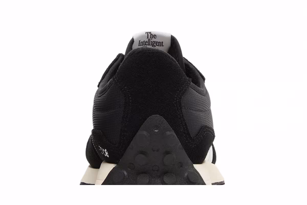 New Balance 327 Big Kid Wide Black White, view 8