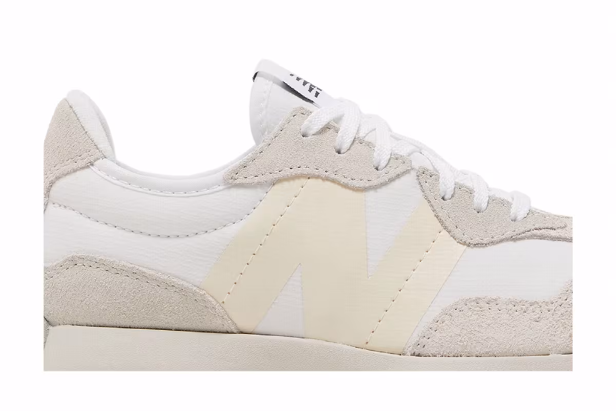New Balance Women's 327 9000, view 3