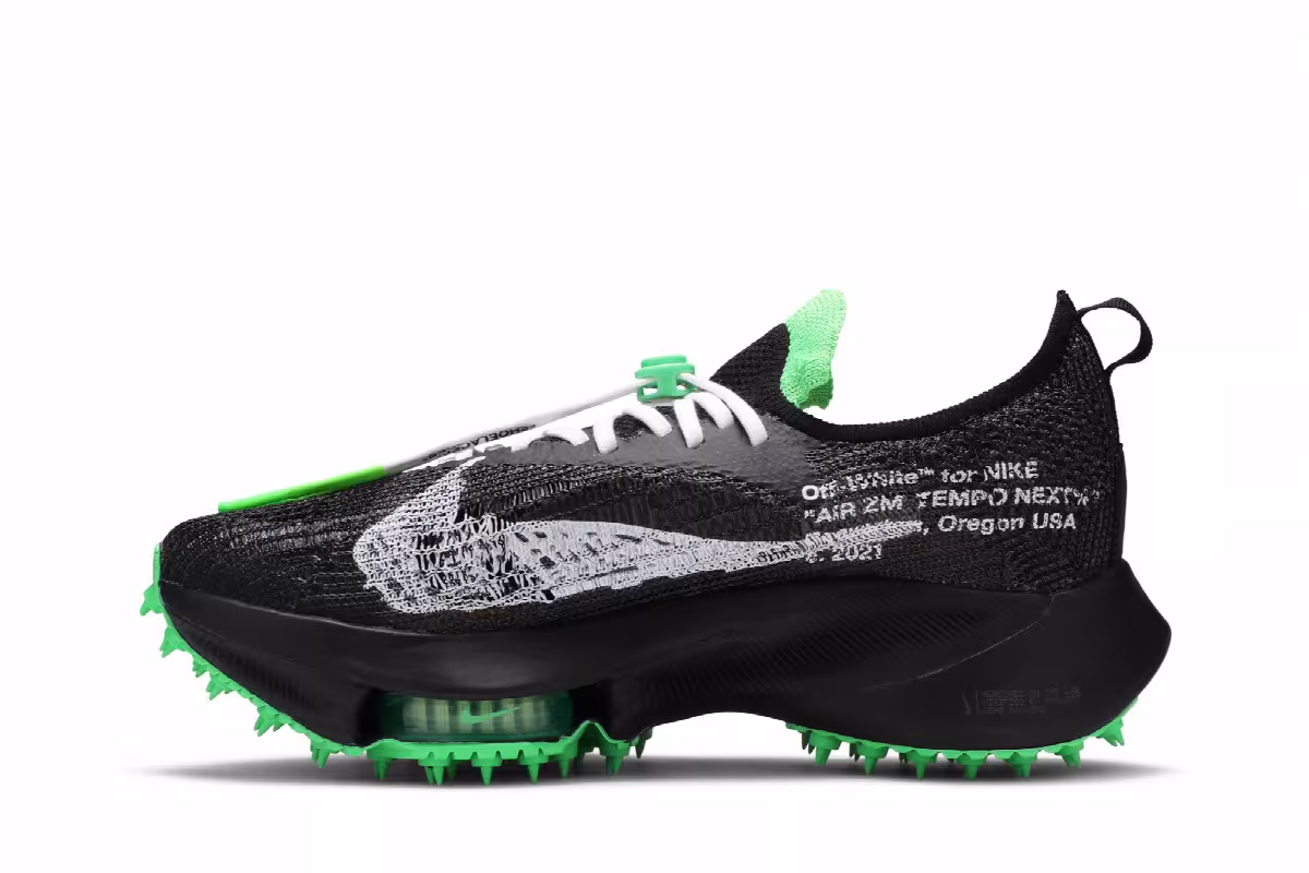 Off-White x Nike Air Zoom Tempo Next% Black, view 4