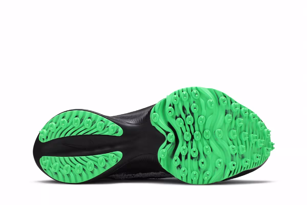 Off-White x Nike Air Zoom Tempo Next% Black, view 5