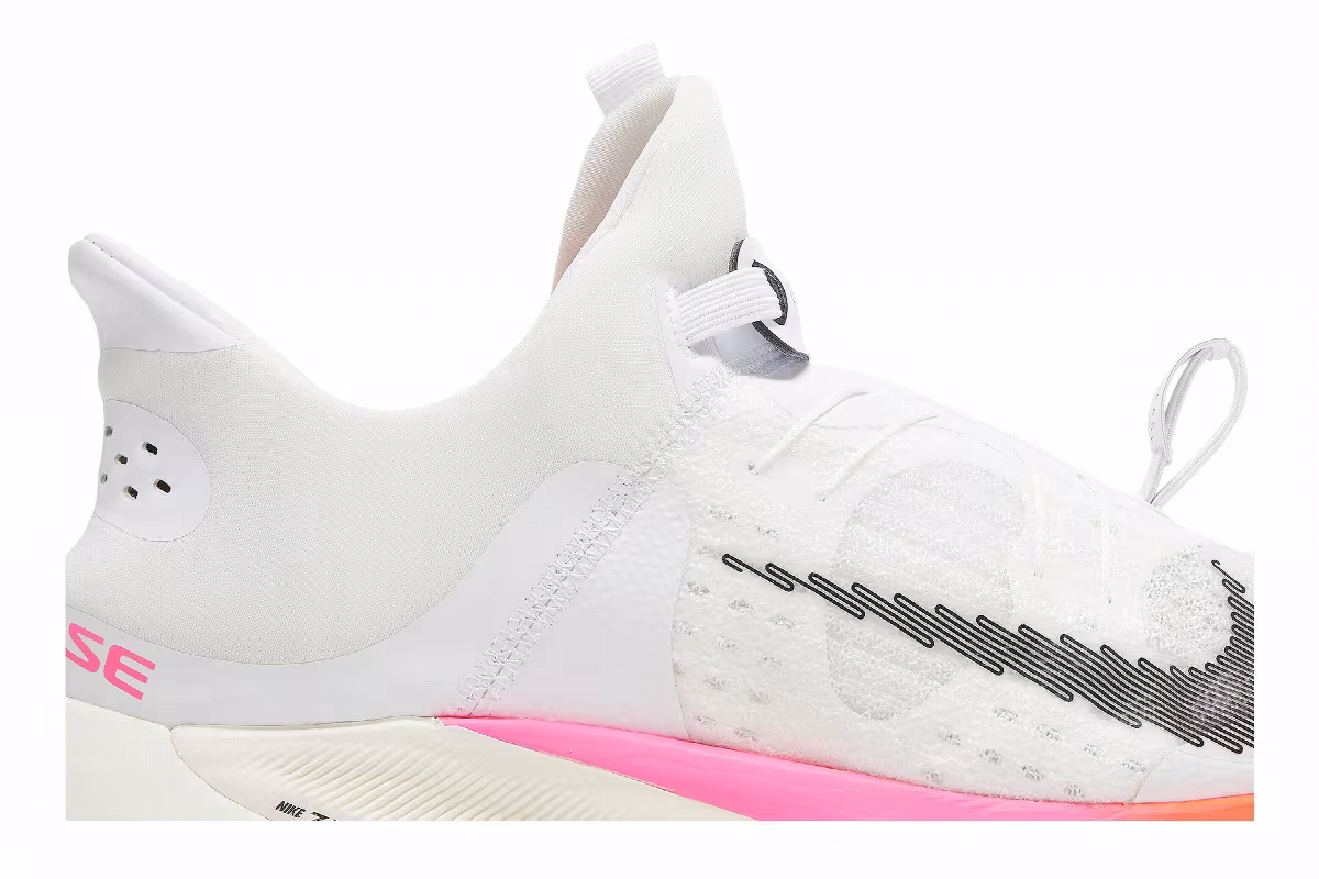 Nike Air Zoom Tempo NEXT% FlyEase Rawdacious, view 3