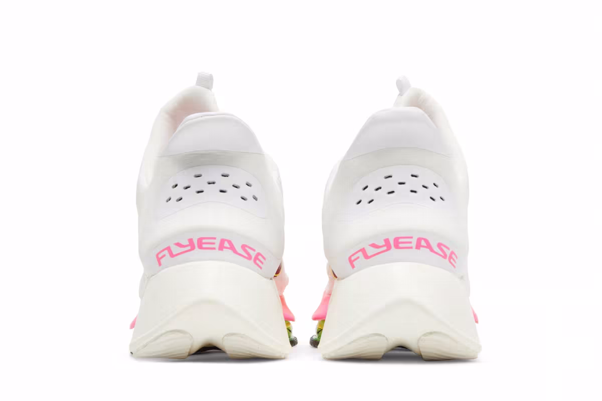 Nike Air Zoom Tempo NEXT% FlyEase Rawdacious, view 7