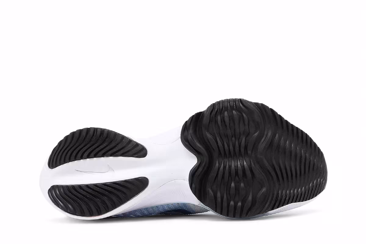 Nike Women's Air Zoom Tempo NEXT% Flyknit Blue White, view 5