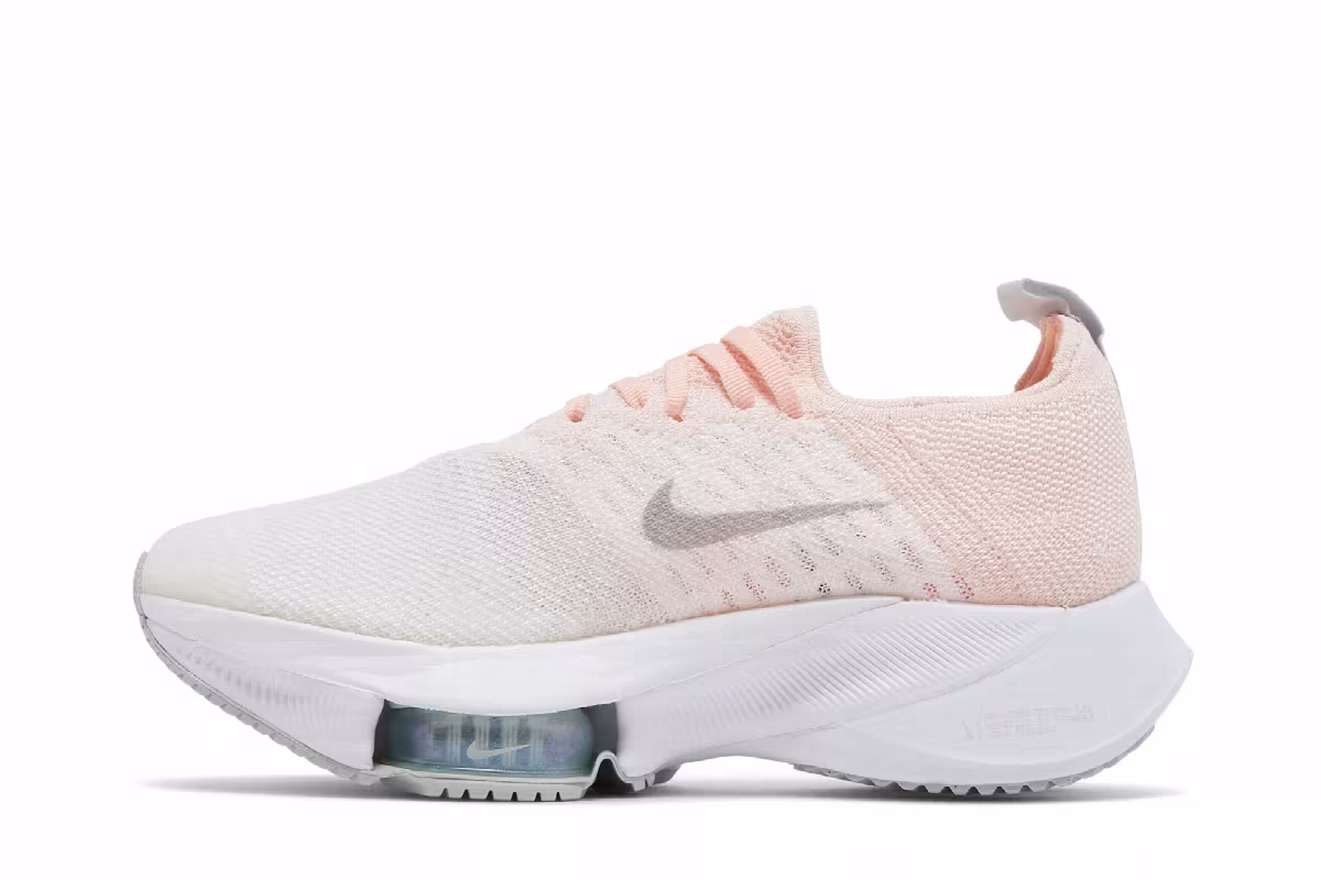 Nike Women's Air Zoom Tempo NEXT% Flyknit Sunset Tint, view 4