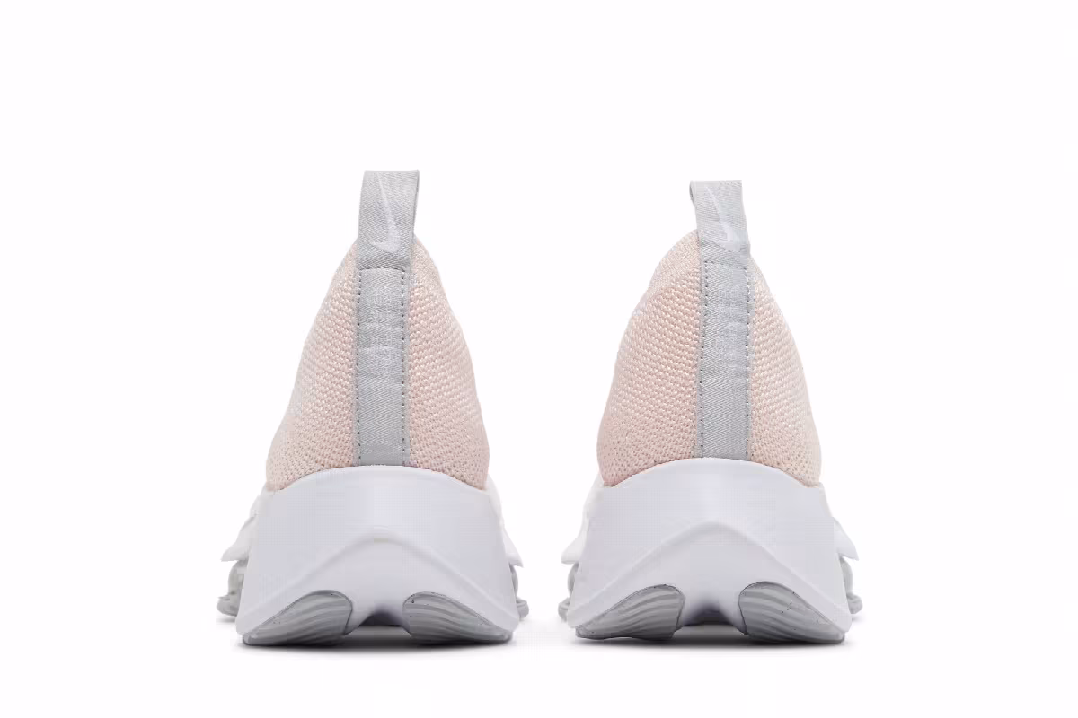 Nike Women's Air Zoom Tempo NEXT% Flyknit Sunset Tint, view 7