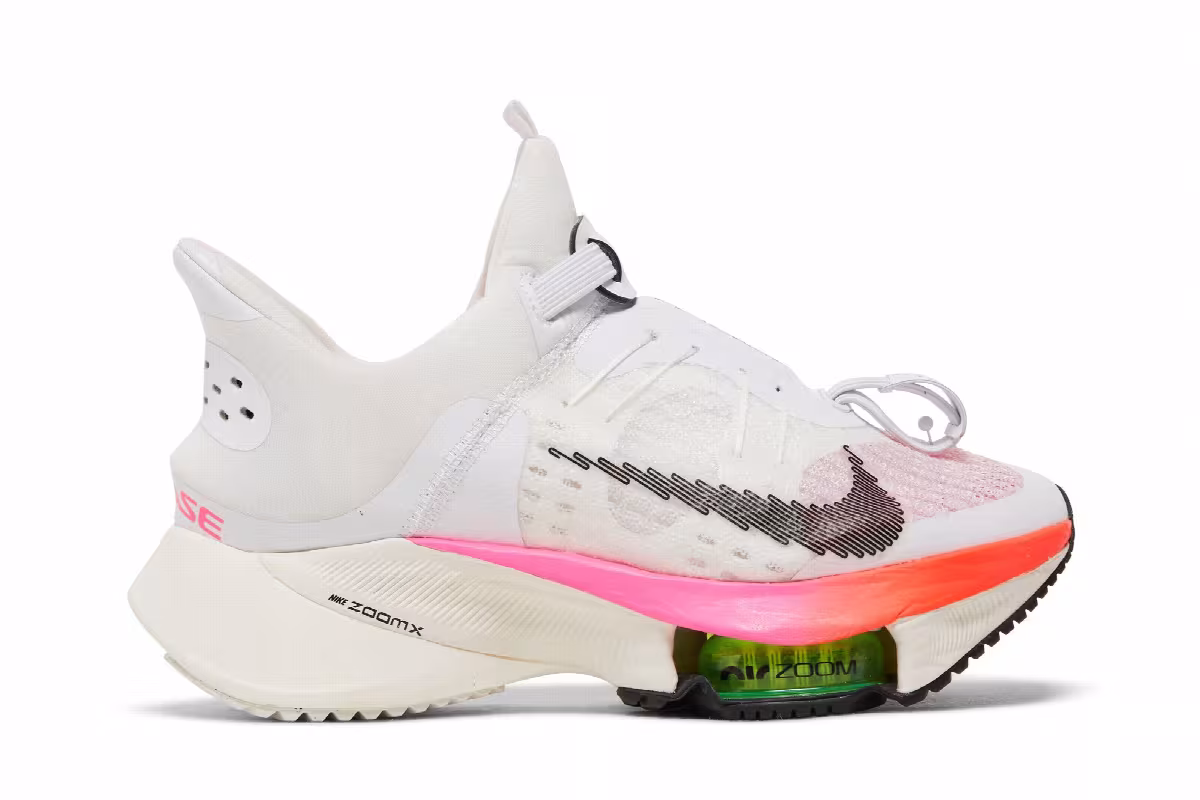 Nike Women's Air Zoom Tempo NEXT% FlyEase Rawdacious, view 2