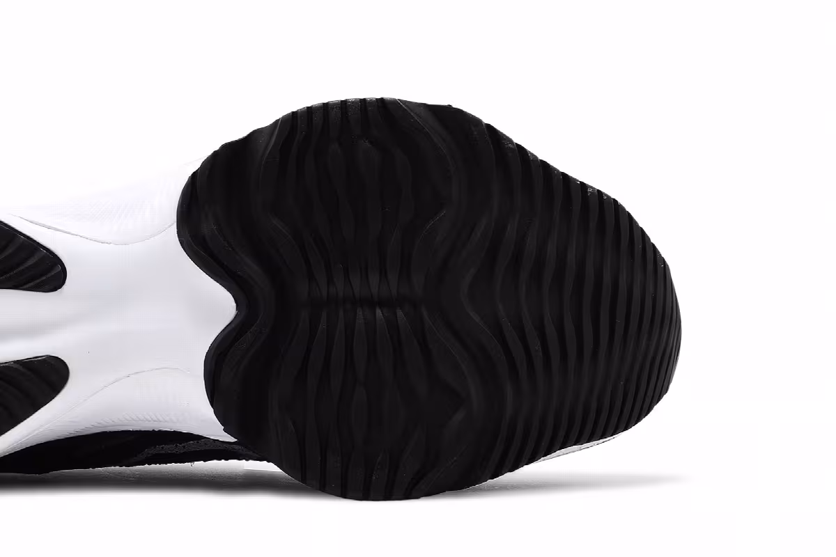 Nike Air Zoom Tempo NEXT% Flyease Black White, view 6