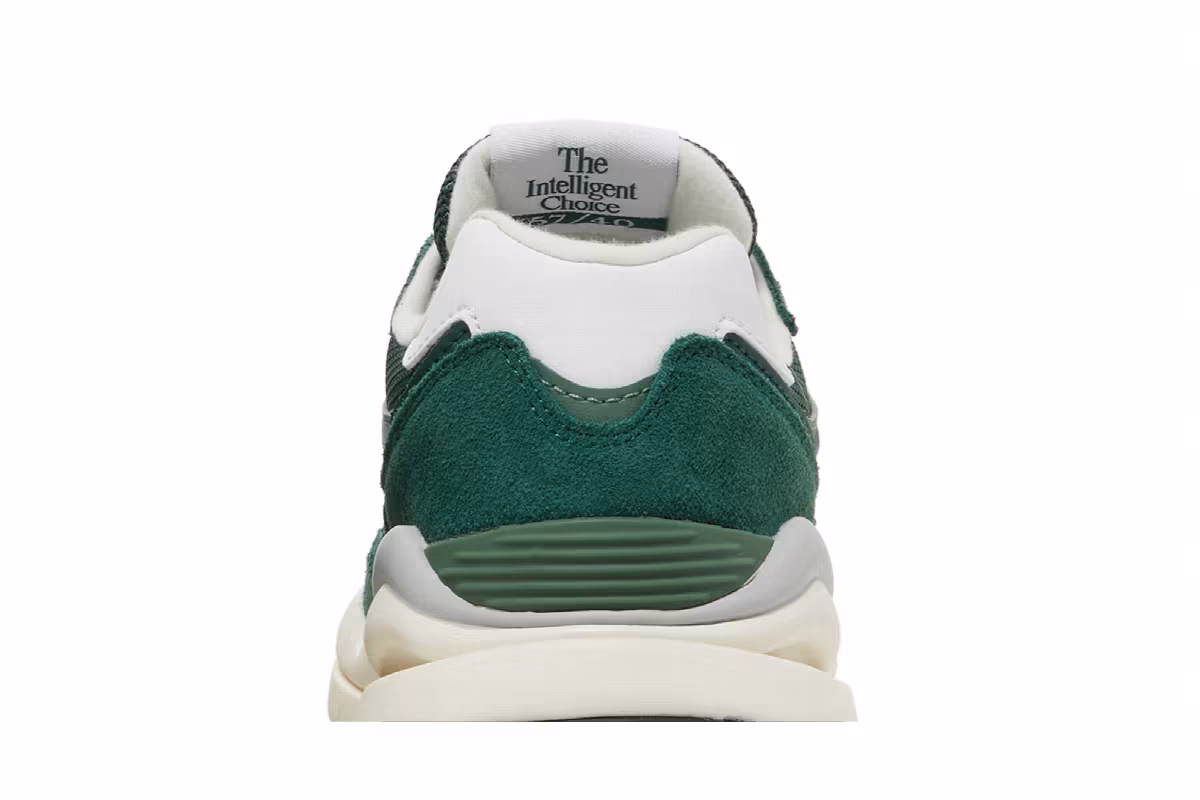 New Balance Women's 57/40 Green Moonbeam, view 8