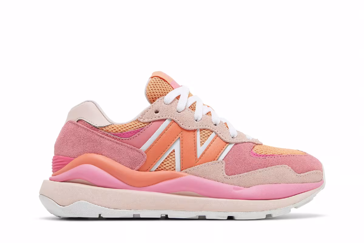 New Balance Women's 57/40 Valentine's Day, view 2