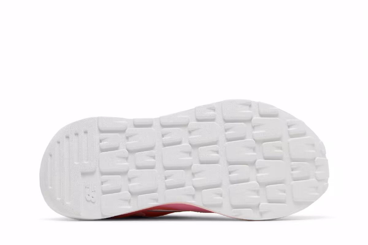 New Balance Women's 57/40 Valentine's Day, view 5