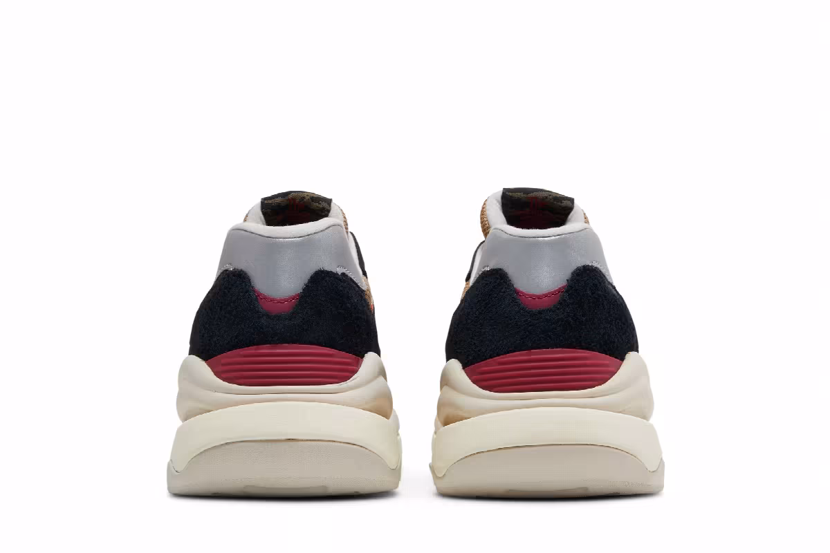 New Balance 57/40 Lunar New Year - Black Poppy, view 7