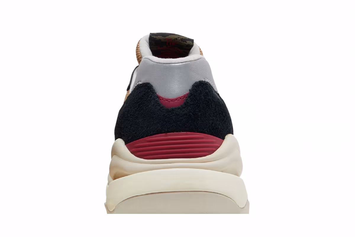 New Balance 57/40 Lunar New Year - Black Poppy, view 8