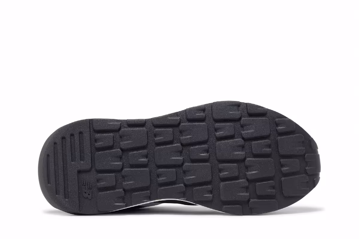 New Balance 57/40 Big Kid Black White, view 5