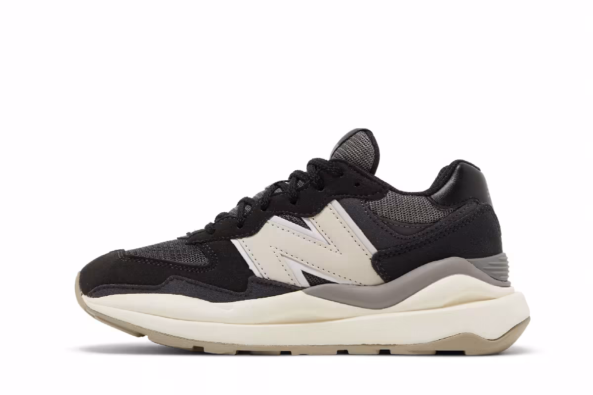 New Balance 57/40 Big Kid Black Moonbeam, view 4