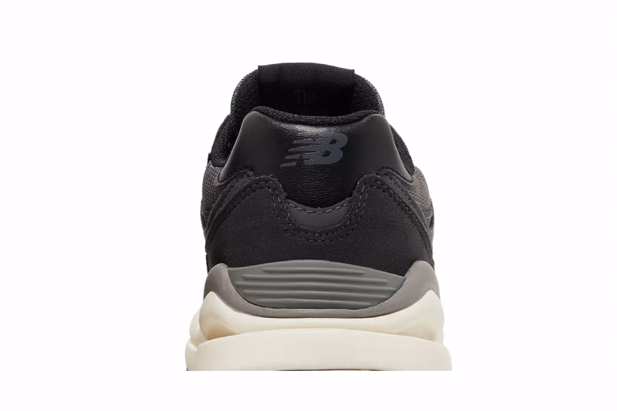 New Balance 57/40 Big Kid Black Moonbeam, view 8